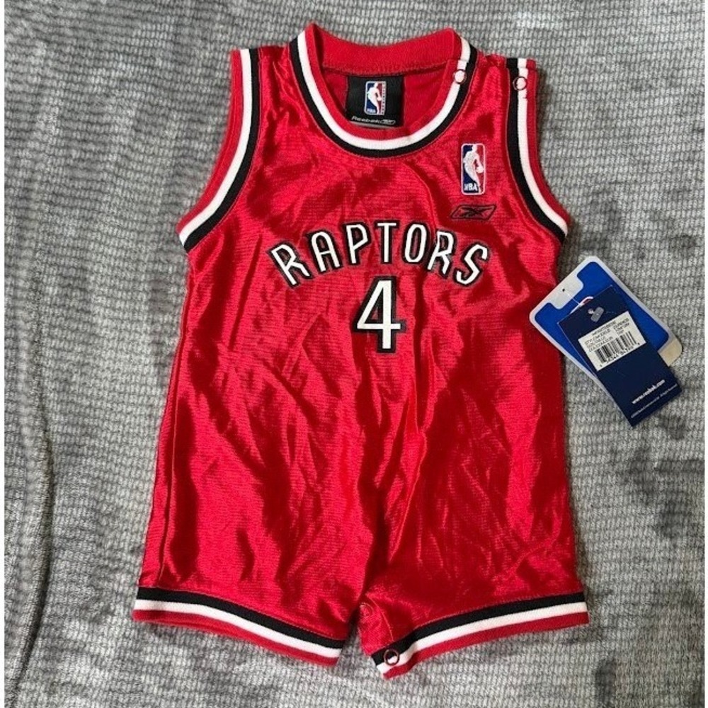 Reebok Toronto Raptors Chris Bosh 4 NBA Jersey Romper Red Infant 12M NWT